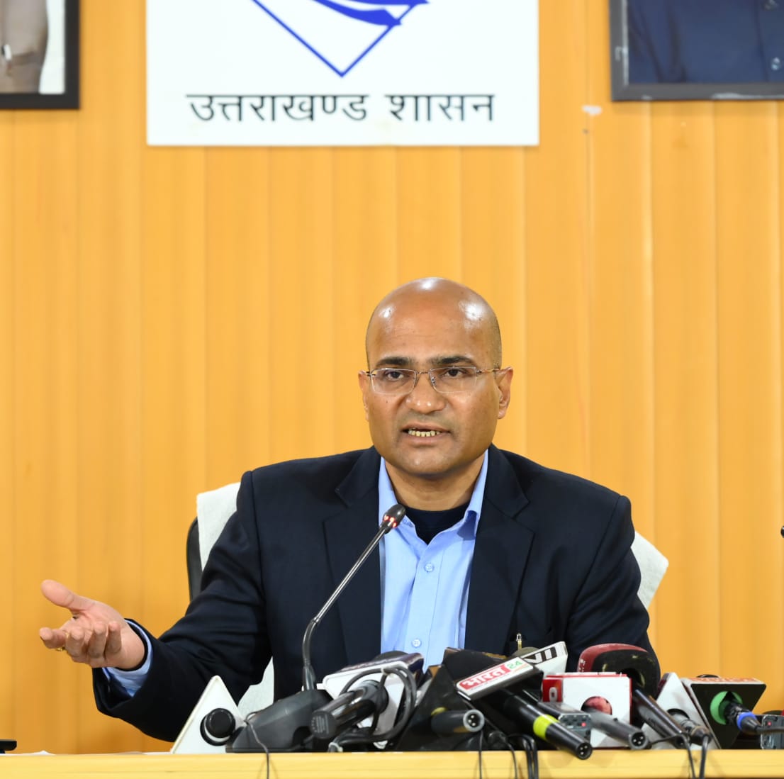 जोशीमठ में अग्रिम राहत के तौर पर 3.36 करोड़ रूपये की धनराशि 224 प्रभावित भू स्वामियों को वितरित की गई