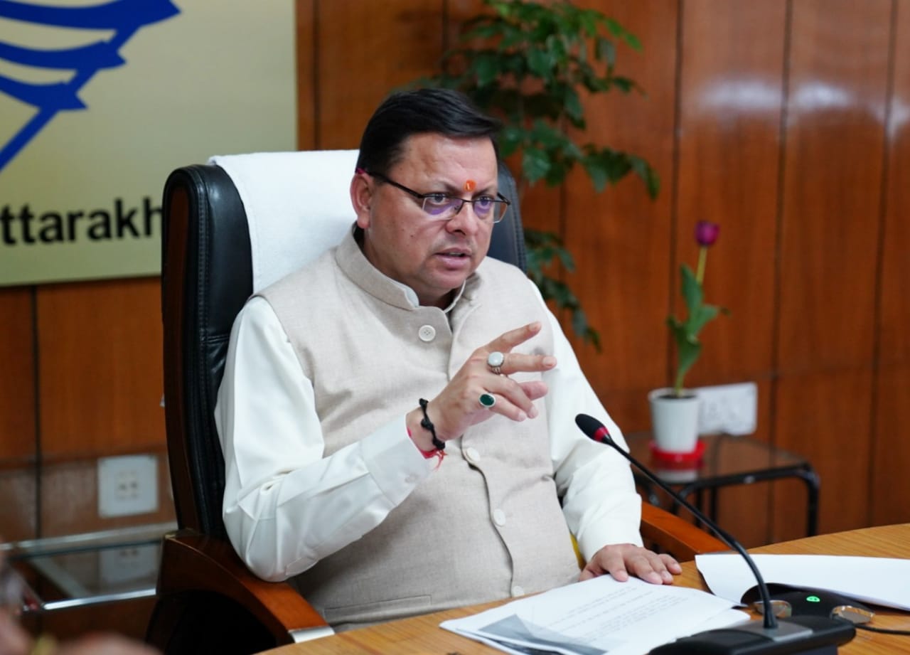 धामी कैबिनेट में 26 प्रस्तावों को मंजूरी , समूह ग भर्ती परीक्षा में अब साक्षात्कार नीं होंगे इसके लिए कैबिनेट ने नियमावली बनाने को मंजूरी दे दी..बजट प्रस्ताव और राज्यपाल के अभिभाषण को मंजूरी, पढ़ें कैबिनेट के सभी फैसले..
