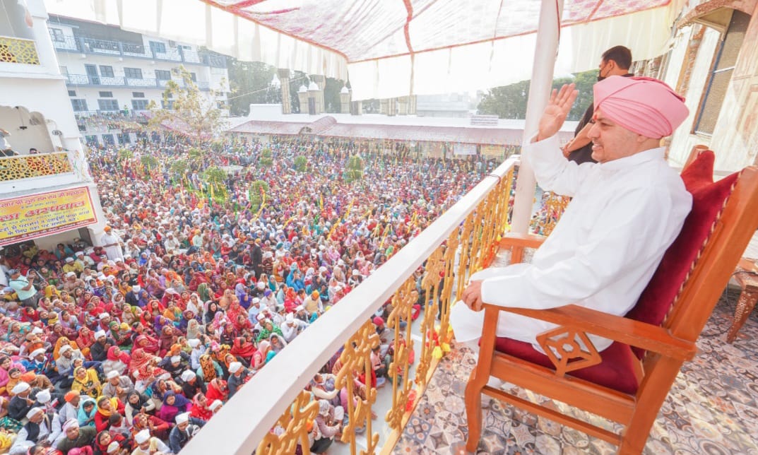 खत्म हुआ इंतजार श्री झण्डे जी आरोहण को तैयार इस साल भव्य स्वरूप में आयोजित होगा श्री झण्डा जी मेला, भारी संख्या में पहुंची संगत