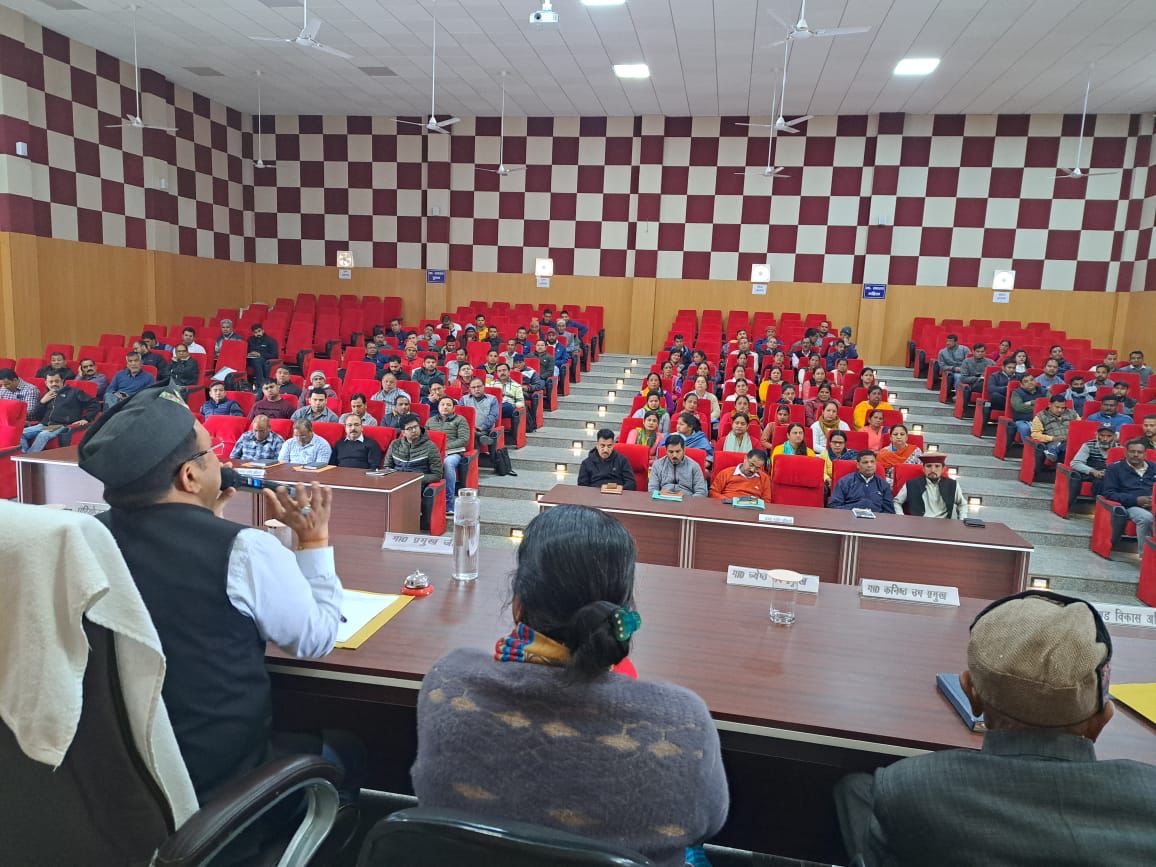 इस बैठक में प्रमुख राणा द्वारा सभी विभागीय अधिकारियों को निर्देशित किया कि वे बी0डी0सी0 की बैठक में जनप्रतिनिधियों द्वारा उठाये गए प्रश्नों के उत्तर एक सफ्ताह में खण्ड विकास विकास अधिकारी कार्यालय एवं सम्बन्धित जनप्रतिनिधियों को भी अवगत कराये