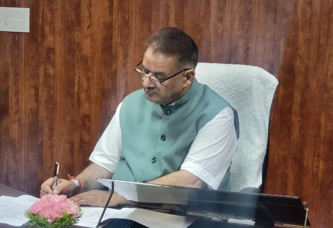 बधाई उत्तराखंड : दिल्ली में ललित ग्रुप का ललित सूरी होटल के देश के 12 राज्यों में ललित होटलों में श्री अन्न उत्तराखण्ड को एक मीनू के रूप में शामिल किया जा रहा है।
