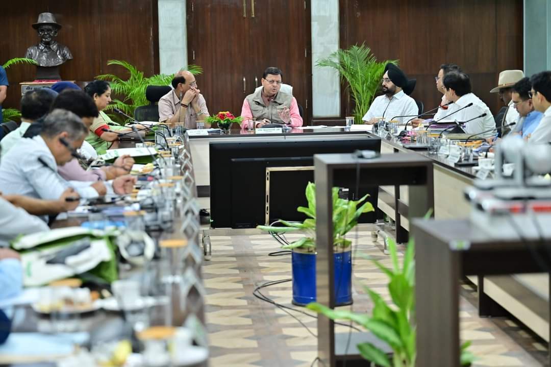 मुख्यमंत्री ने मानव वन्यजीव संघर्ष राहत राशि का वितरण 15 दिनों में सुनिश्चित किए जाने की व्यवस्था बनाने के निर्देश दिए। वन्यजीवों के हमले में किसी व्यक्ति की मृत्यु पर राहत राशि को 4 लाख से बढ़ाकर 6 लाख रूपए करने का प्रस्ताव जल्द से जल्द कैबिनेट में लाया जाए।