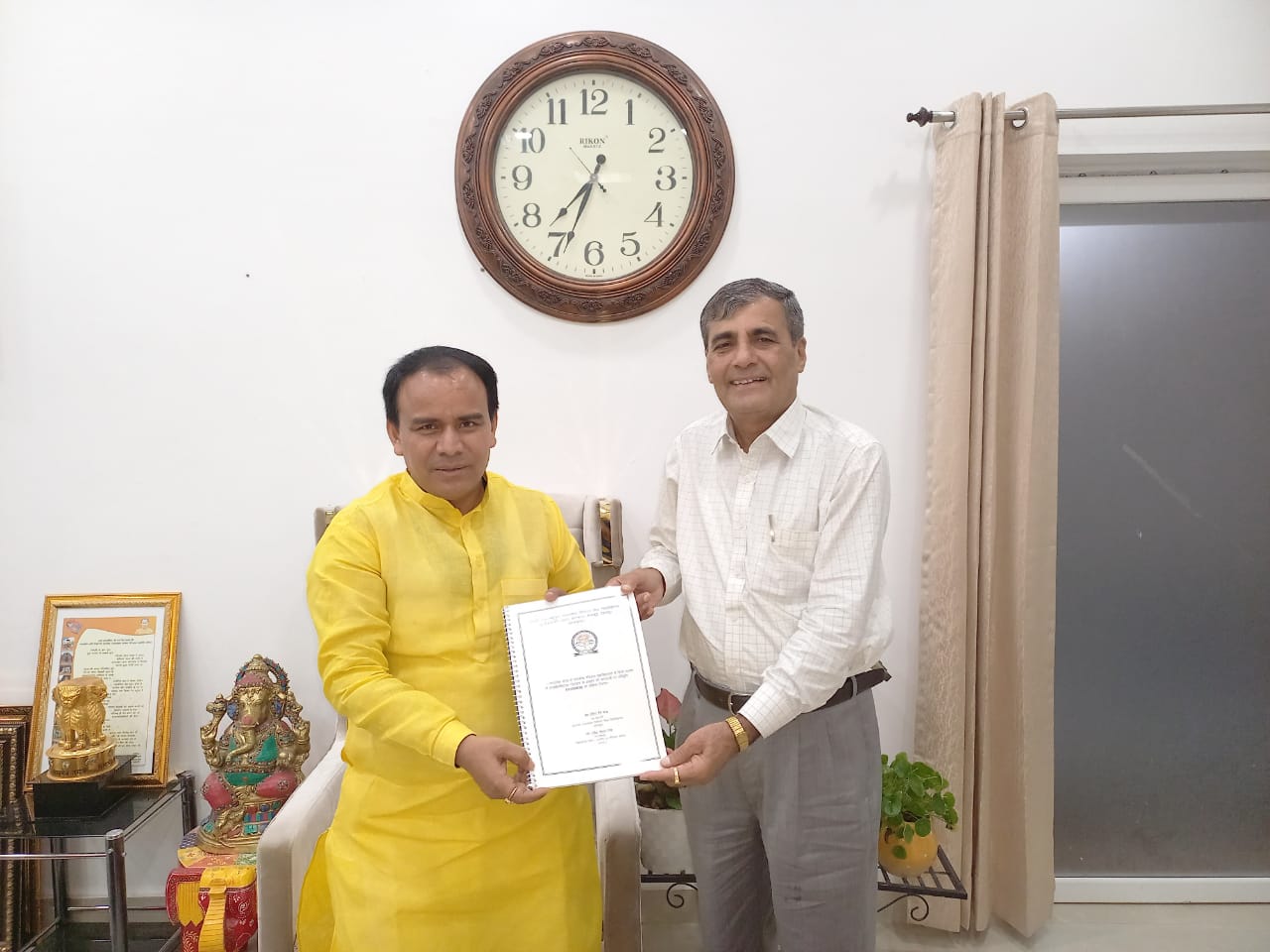 अब अंग्रेजी माध्यम के साथ-साथ हिन्दी में भी होगी डॉक्टरी की पढ़ाई: डॉ. धन सिंह रावत