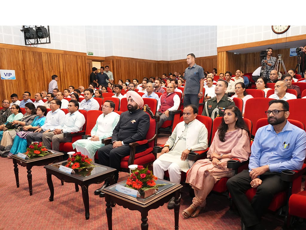 प्रधानमंत्री जी द्वारा शुरू किए गए हर अभियान का लाभ अंतिम छोर पर खड़े व्यक्ति को मिल रहा है: धामी