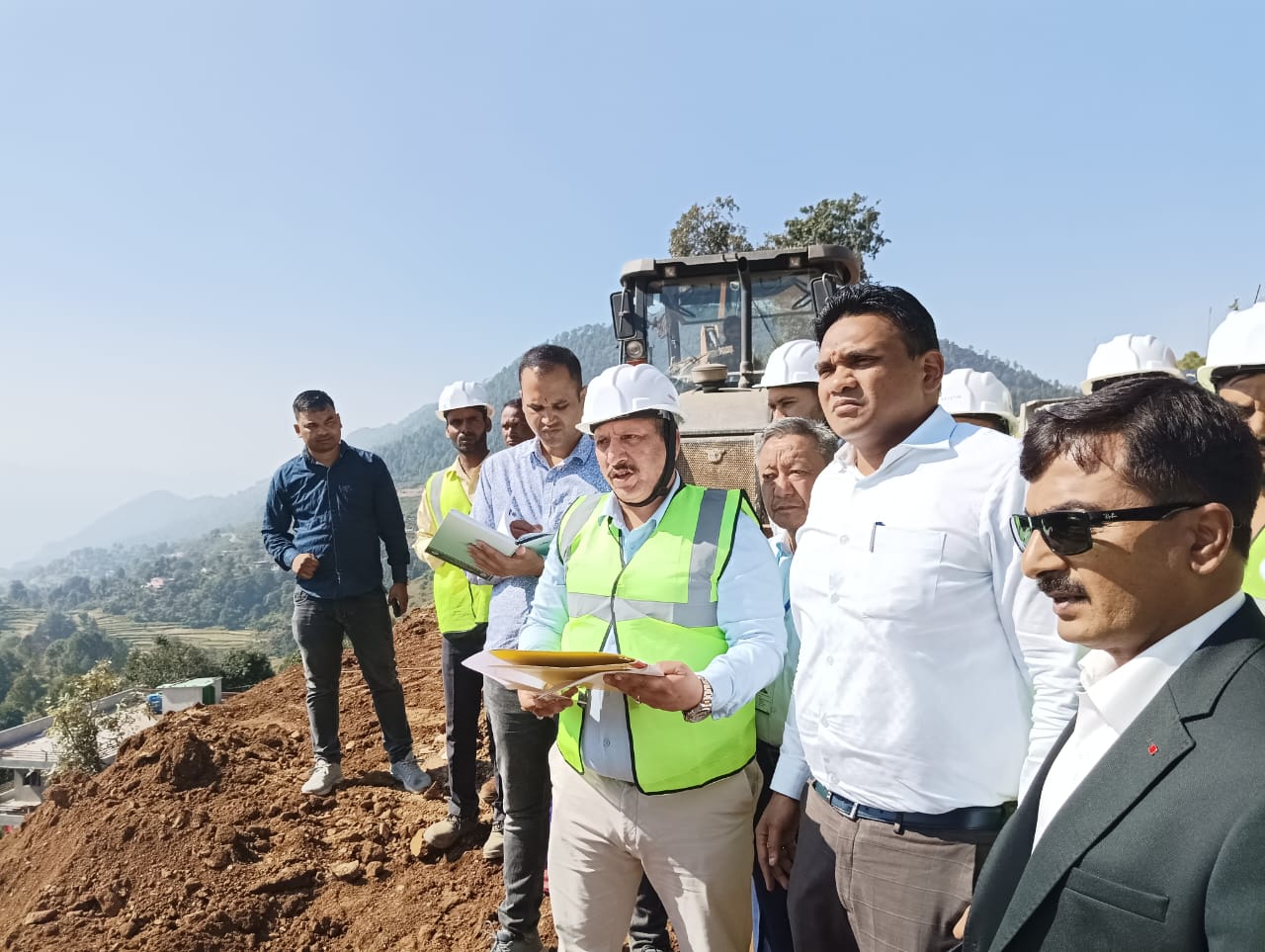 पिथौरागढ़ मेडिकल कॉलेज के धीमे निर्माण पर स्वास्थ्य सचिव ने जाहिर की नाराजगी