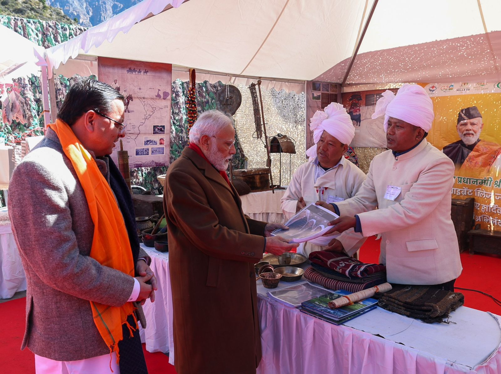 पीएम मोदी के नेतृत्व और मार्गदर्शन में धामी ने जो उत्तराखंड कों देश का श्रेष्ठ राज्य बनाने का विकल्प सहित संकल्प लिया है वही उत्तराखंड का कायाकल्प करेगा