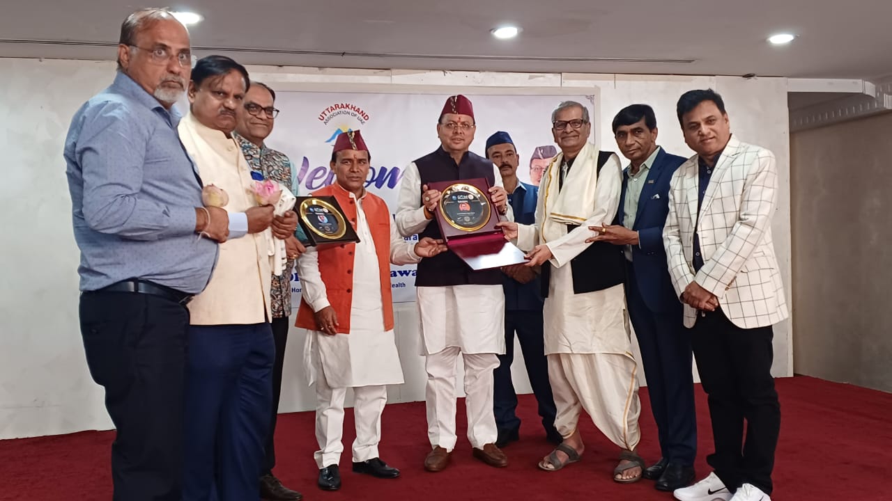 धामी ने कहा प्रधानमंत्री मोदी के नेतृत्व में आज नया भारत संपूर्ण विश्व को एक नई दिशा देने का काम कर रहा है,आज के नए भारत का लक्ष्य है आत्मनिर्भर भारत का निर्माण..