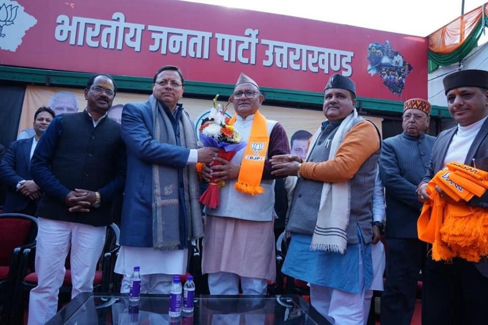 भाजपा ज्वाइनिंग अभियान का शानदार श्रीगणेश, आप सहित कांग्रेस के प्रमुख नेता हुए भाजपा मे शामिल