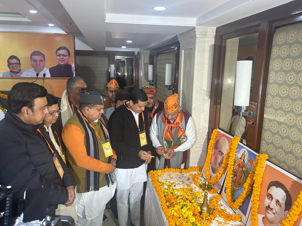 विपक्ष के दुष्प्रचार का सकारात्मक जवाब देना है मीडिया टीम को : भट्ट.
