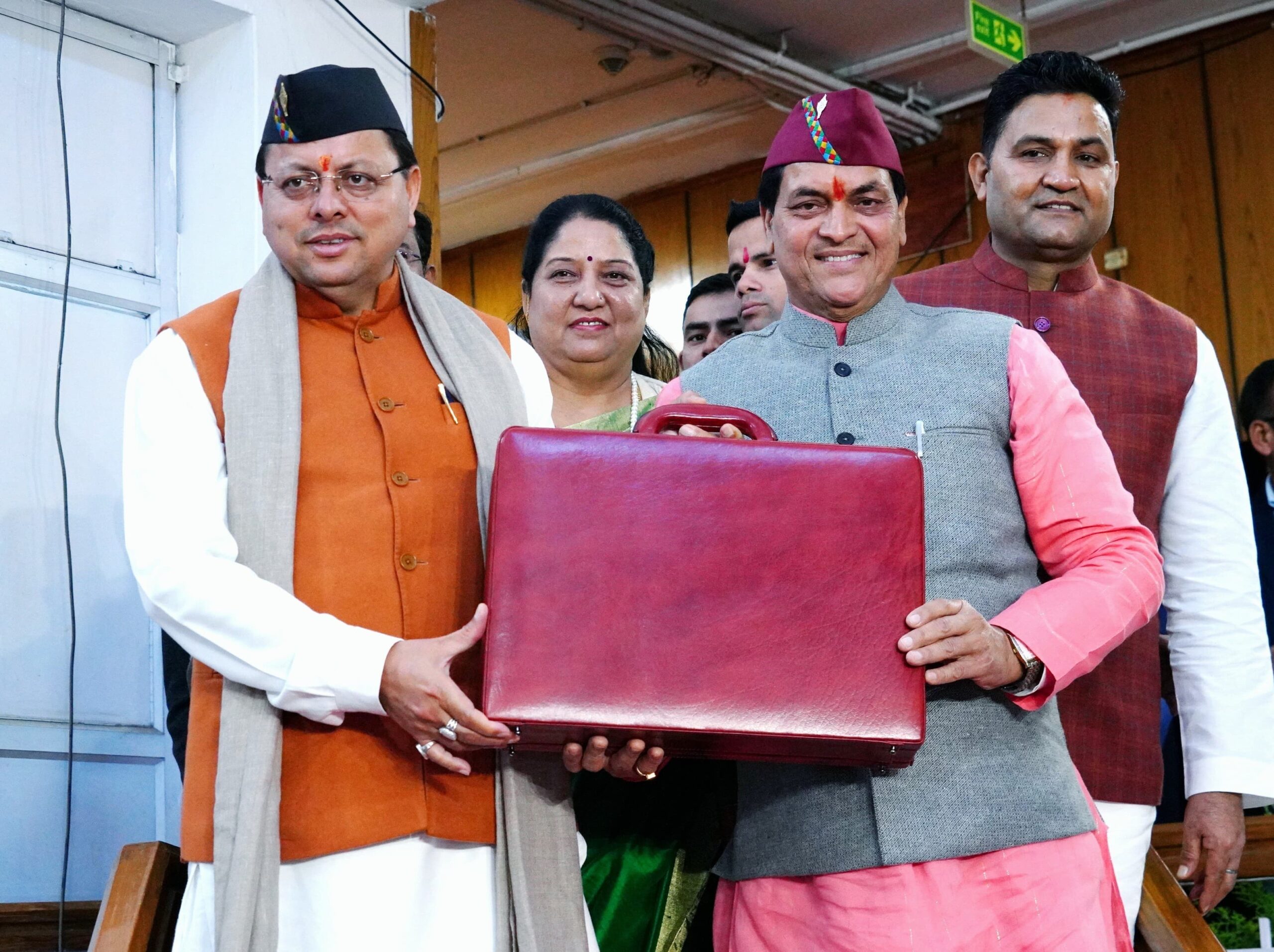 बजट में नए उत्तराखंड की छाप :प्रदेश में आयोजित होने वाले 38वें राष्ट्रीय खेलों के आयोजन हेतु रू० 250.00 करोड़