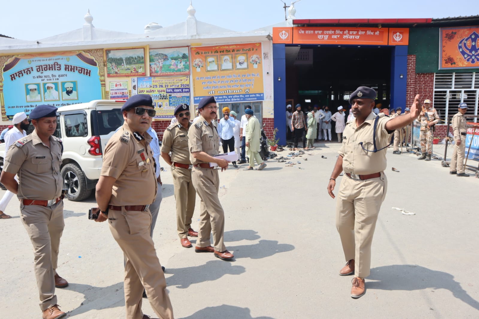 पुलिस महानिदेशक द्वारा जिले के सभी अधिकारियों के साथ गोष्ठी कर घटना के त्वरित खुलासे हेतु दिए गए सख्त दिशा निर्देश..