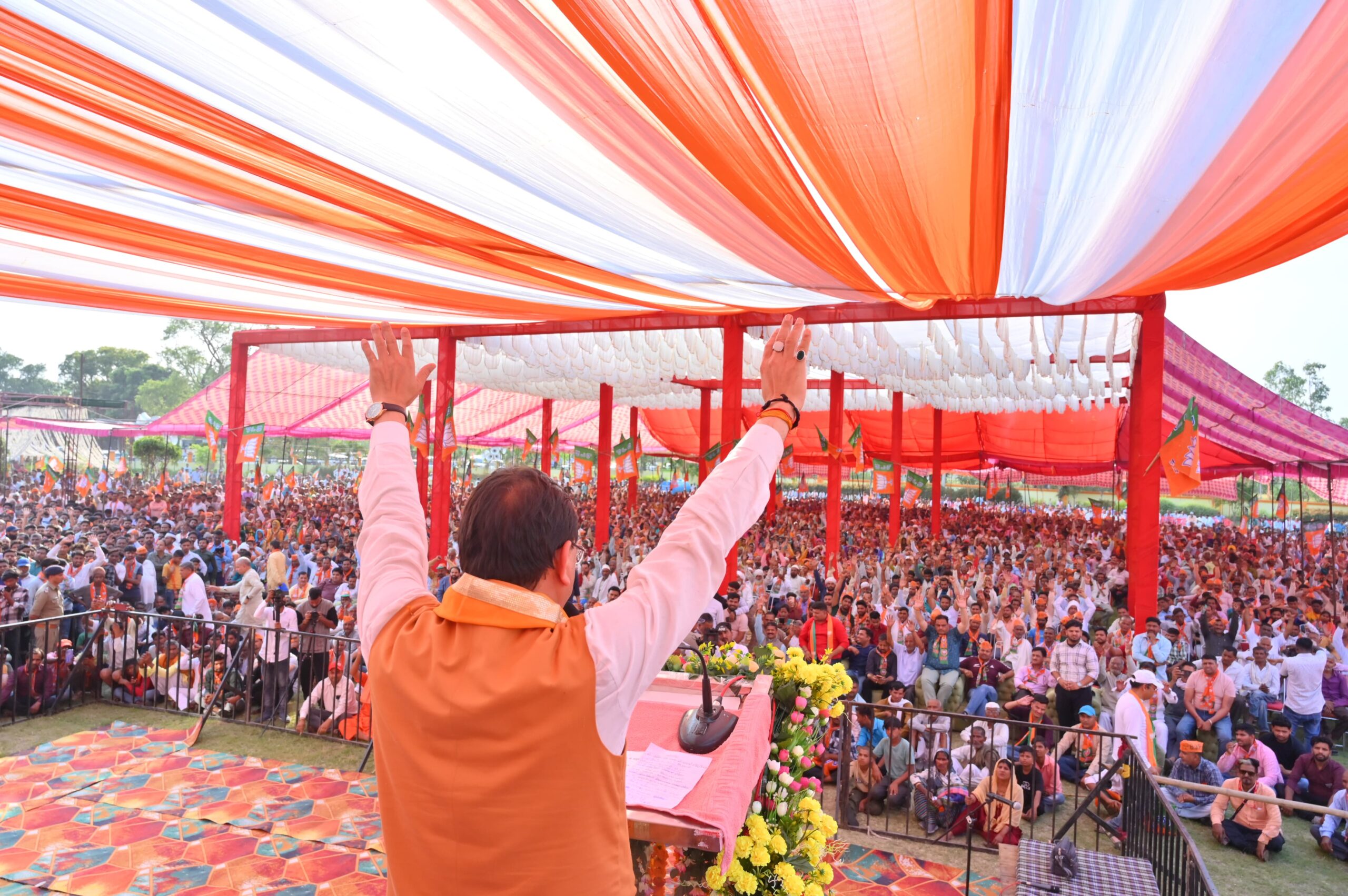 हरिद्वार लोकसभा के अंतर्गत बादशाहपुर में भाजपा प्रत्याशी त्रिवेंद्र सिंह रावत के समर्थन में आयोजित जनसभा को मुख्यमंत्री धामी ने किया संबोधित 