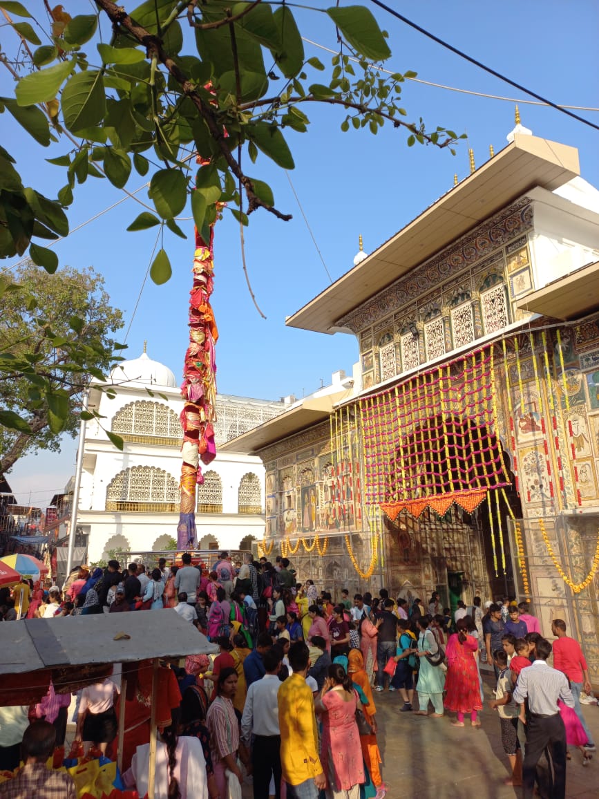 श्री झण्डे जी महोत्सव में अब लगा दूनवासियों का तांता
