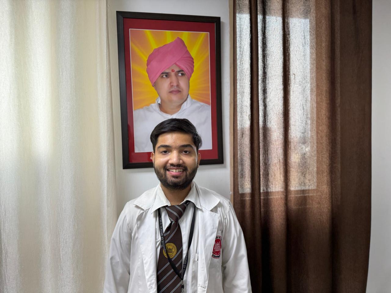 दो बार किडनी प्रत्यारोपण के बावजूद जिंदादिली के साथ कैंसर विशेषज्ञ बनने के मिशन में बढ़ रहे आगे