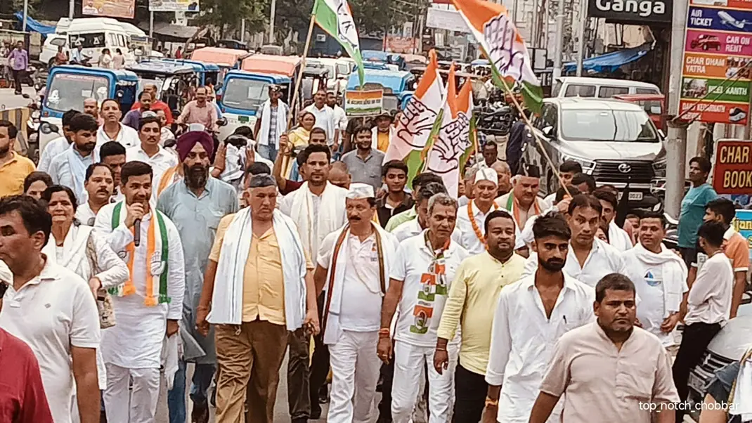 क्षेत्र के लोगो का कहना है कि कांग्रेस जैसे राजनीतिक दल अपने एजेंडे को पूर्ण करने की कोशिश में संवेदनशील मुद्दों को भी नजरअंदाज कर देते हैं