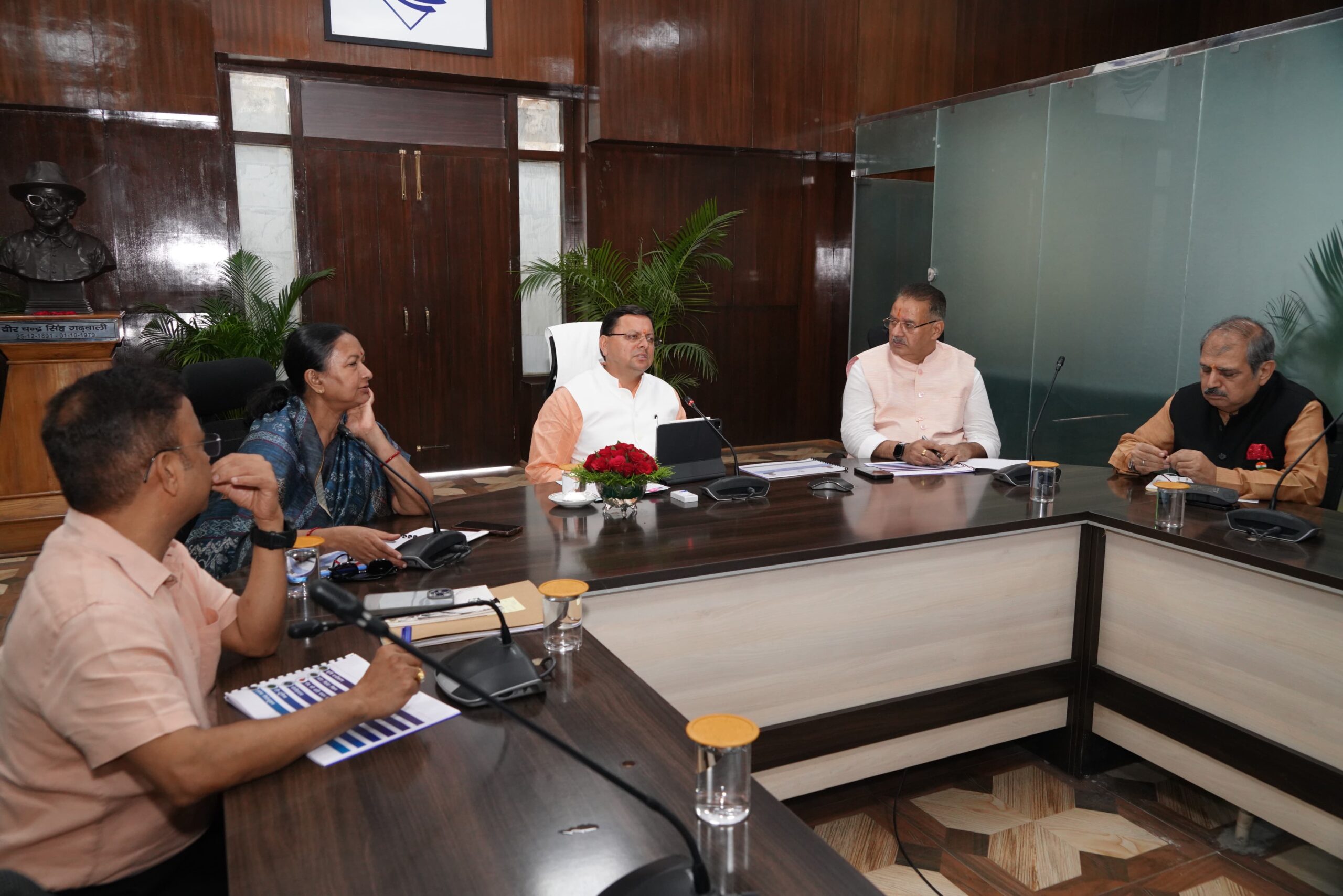 सेब और कीवी उत्पादन में वृद्धि राज्य में किसानों की आर्थिकी को बढ़ाने में गैम चेंजर साबित होंगे: धामी
