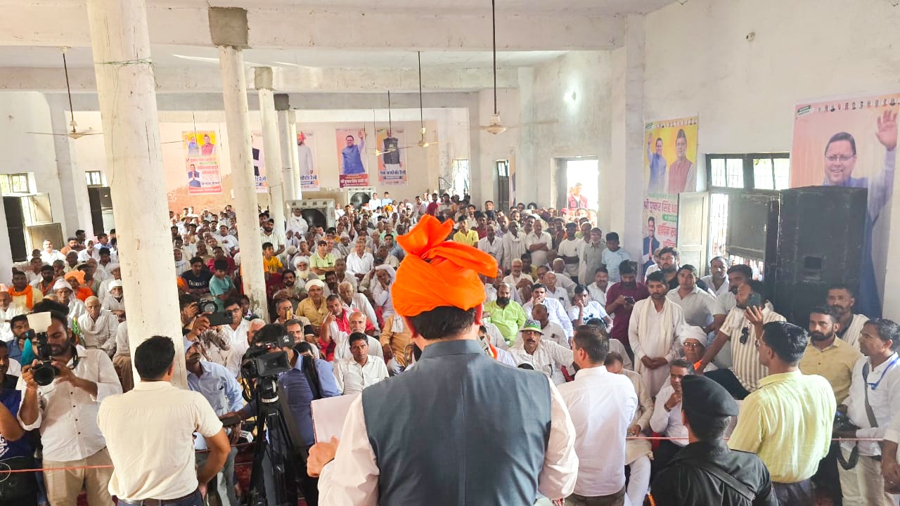 कांग्रेस और विपक्षी पार्टियां घपलों और घोटालों में एक दूसरे में साझेदार है