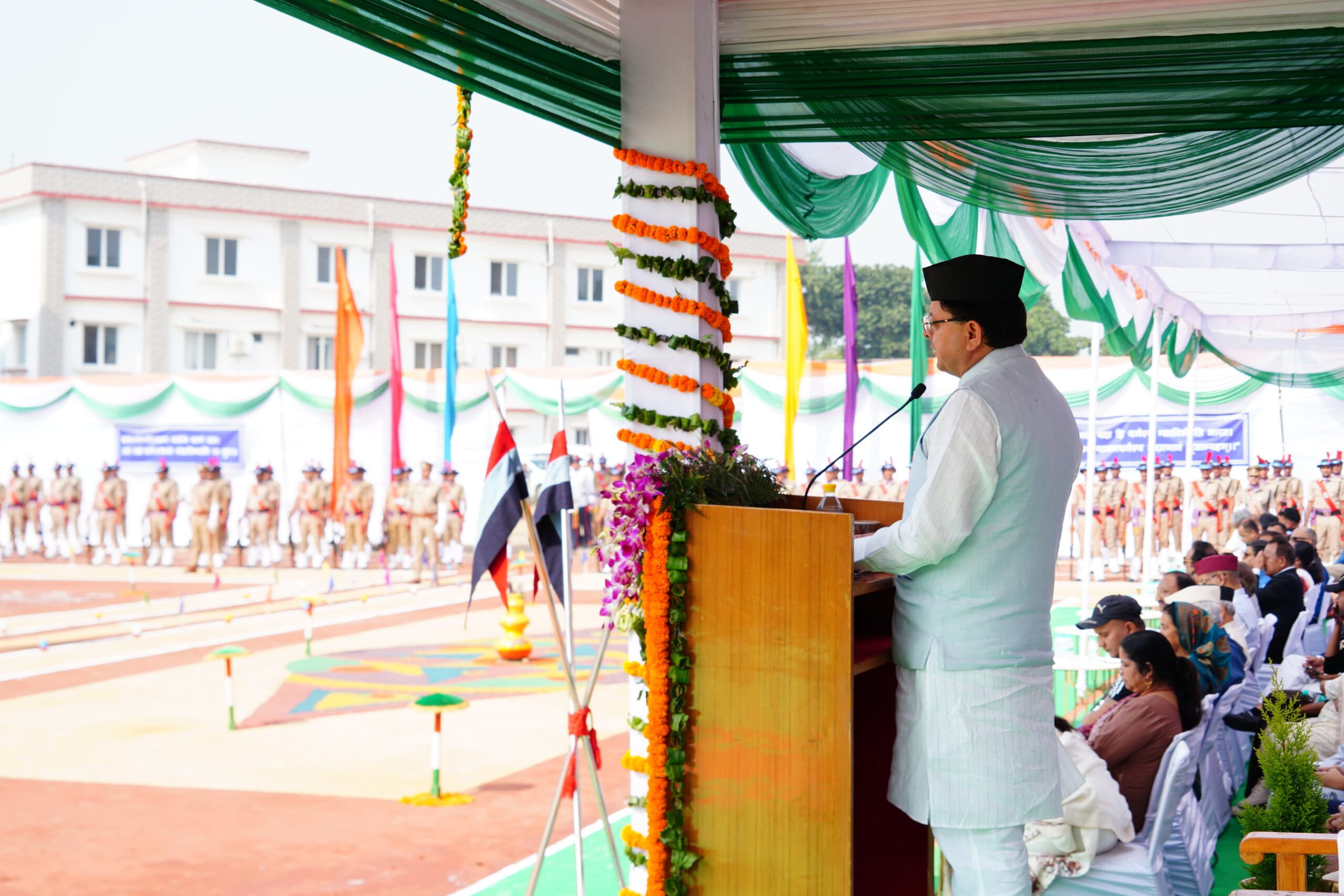 बच्चों एवं महिलाओं के प्रति हुए अपराधों में 95 प्रतिशत से अधिक मामलों का अनावरण कर 50 प्रतिशत से अधिक अभियुक्तों के विरूद्ध कार्यवाही की गयी है।