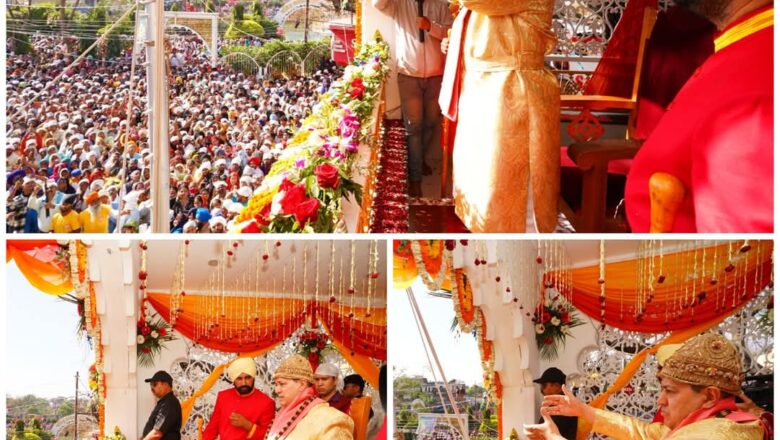 बुधवार को श्री झण्डे जी के आरोहण के बाद गुरुवार को भी दरबार श्री गुरु राम राय जी महाराज परिसर में संगतों की भारी चहल पहल रही