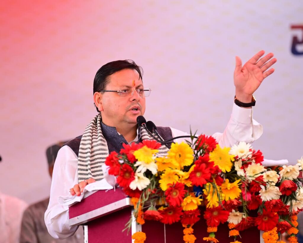 मुख्यमंत्री ने कहा कि मुख्य सेवक के रूप में शपथ लेते ही उन्होंने संकल्प लिया था कि जब तक हम राज्य को प्रत्येक क्षेत्र में विकसित और आत्मनिर्भर नहीं बना देते है तब तक चैन से नहीं बैठेंगे      