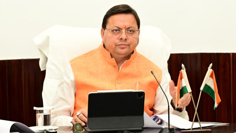 मुख्यमंत्री ने कहा कि शिक्षा में गुणात्मक सुधार के लिए आवश्यक संसाधनों में कोई कमी नहीं होने दी जायेगी।