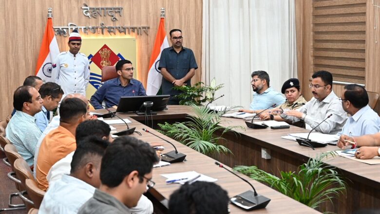 जन्म मृत्यु पंजीकरण में पब्लिक का हरासमेंट स्वीकार्य नहींः डीएम      