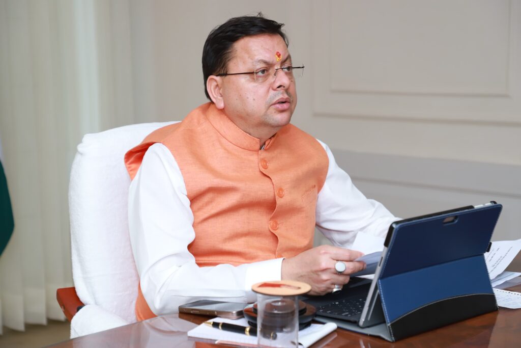 मुख्यमंत्री धामी ने स्पष्ट किया कि गांवों के सामाजिक और आर्थिक विकास में सीएसआर, जिला योजना, राज्य सेक्टर तथा वित्त आयोग से प्राप्त धनराशि का शत-प्रतिशत सही उपयोग सुनिश्चित किया जाए   