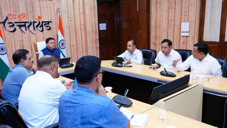 मुख्यमंत्री ने अंतरराष्ट्रीय योग दिवस पर घोषित दो स्पिरिचुअल इकोनॉमिक ज़ोन की स्थापना के लिए उपयुक्त स्थानों का शीघ्र चिन्हांकन कर कार्य प्रारंभ करने के निर्देश भी दिए