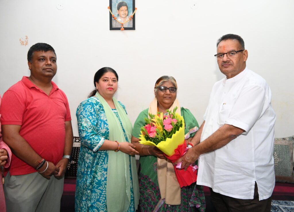 काबीना मंत्री ने बताया कि गृह मंत्रालय की 11 जुलाई 2024 की अधिसूचना के अनुसार इस दिन को “संविधान हत्या दिवस” के रूप में अधिसूचित किया गया है   