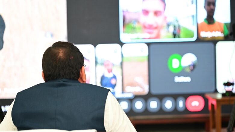 मुख्यमंत्री ने कहा कि राज्य सरकार खेल प्रतिभाओं को सशक्त मंच देने और खेल संस्कृति को प्रोत्साहित करने के लिए पूरी तरह प्रतिबद्ध है      