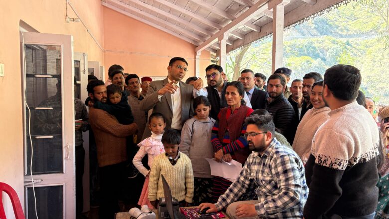 निष्क्रिय राशन कार्डो से बने 9428 आयुष्मान कार्ड, 3323 राशन कार्ड गलत दस्तावेजों से बनाए जाना पाए जाने पर दर्ज हुआ मुकदमा