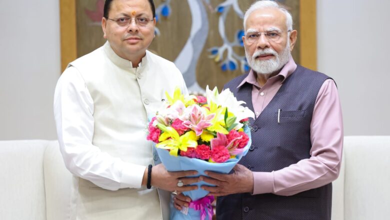 मुख्यमंत्री ने प्रधानमंत्री जी से कैबिनेट सचिव, भारत सरकार की अध्यक्षता में गठित समिति की संस्तुतियों के क्रम में कुल 596 मेगावाट क्षमता की पांच जल विद्युत परियोजनाओं के विकास की अनुमति प्रदान किये जाने का भी आग्रह किया।   
