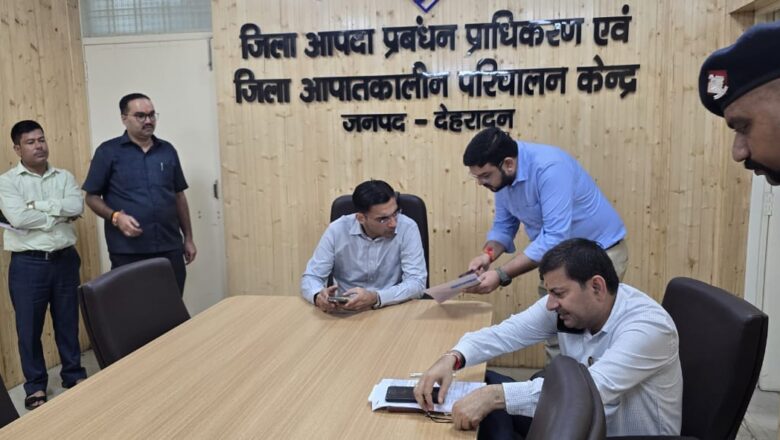 गणेश एन्क्लेव, किशनपुर, नत्थनपुर, गुच्चुपानी, माजरा, पटेल नगर सहित कई क्षेत्रों में जलभराव की गंभीर स्थिति.  :डीएम