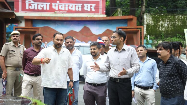 यातायात प्रबंधन और सांस्कृतिक धरोहर को एक साथ बढ़ावा दे रहे हैं डीएम सविन बंसल