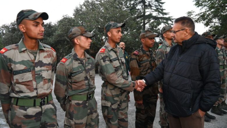 मंत्री गणेश जोशी ने प्रशिक्षणार्थियों को देश सेवा के लिए समर्पण और अनुशासन को जीवन का मूल मंत्र बताते हुए उनका उत्साहवर्धन किया   