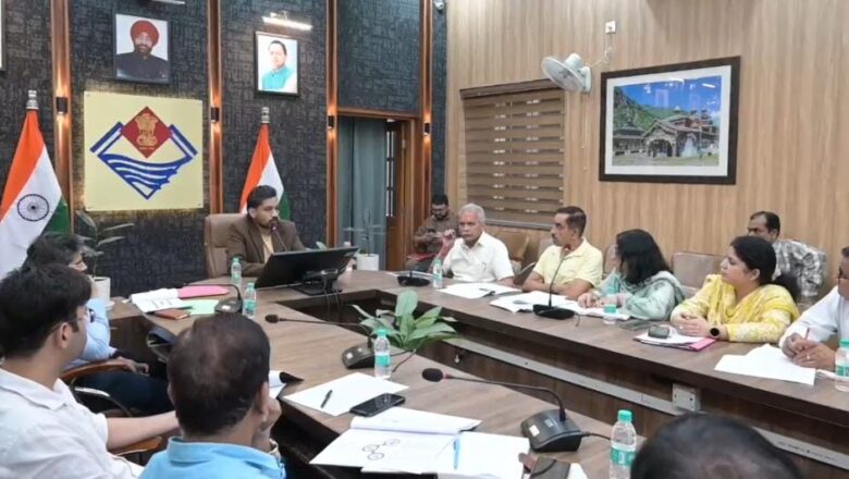 डीएम डॉ. आशीष चौहान ने कौशल विकास योजना की समीक्षा कर उद्योगों की जरूरत के अनुरूप प्रशिक्षण पर दिया जोर