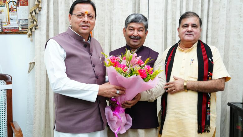 मुख्यमंत्री धामी ने राज्यसभा सांसद दिनेश आर्य को दी बधाई, उत्तराखंड के जनहित के मुद्दे संसद में उठाने की जताई उम्मीद