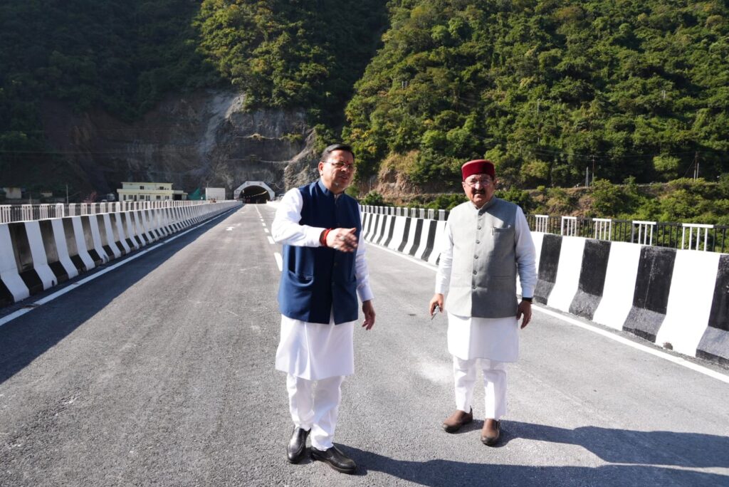केदारनाथ और बदरीनाथ राष्ट्रीय राजमार्गों को जोड़ने से सुगम होगी चारधाम यात्रा, रुद्रप्रयाग में यातायात जाम से मिलेगी राहत : मुख्यमंत्री धामी 